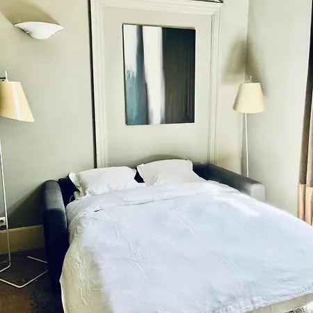Studio 42, * Carcassonne